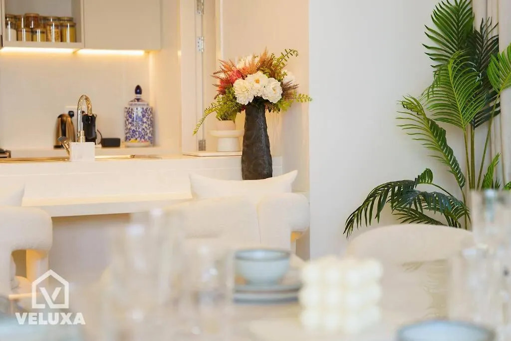 Veluxa - Stunning Sea View - Luxe 3 Bed In La Mer Dubai United Arab Emirates
