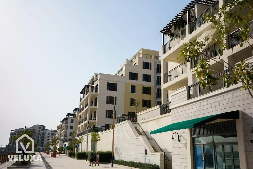 Veluxa - Stunning Sea View - Luxe 3 Bed In La Mer Dubai Apartment